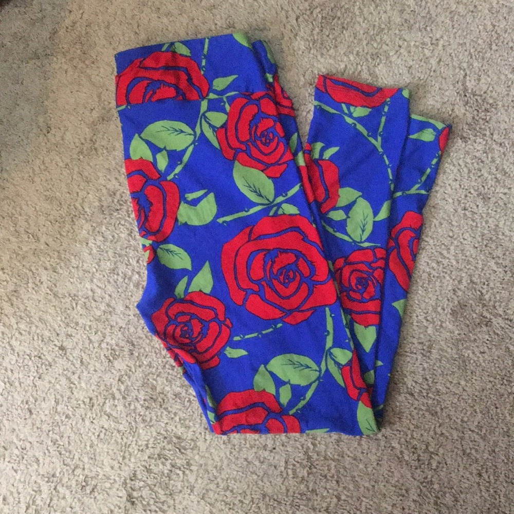 TC LulaRoe leggings Rose pattern